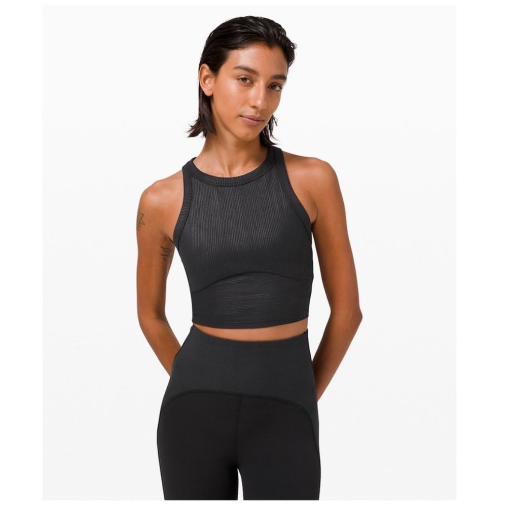 Lululemon blissful bend tank size 2 black